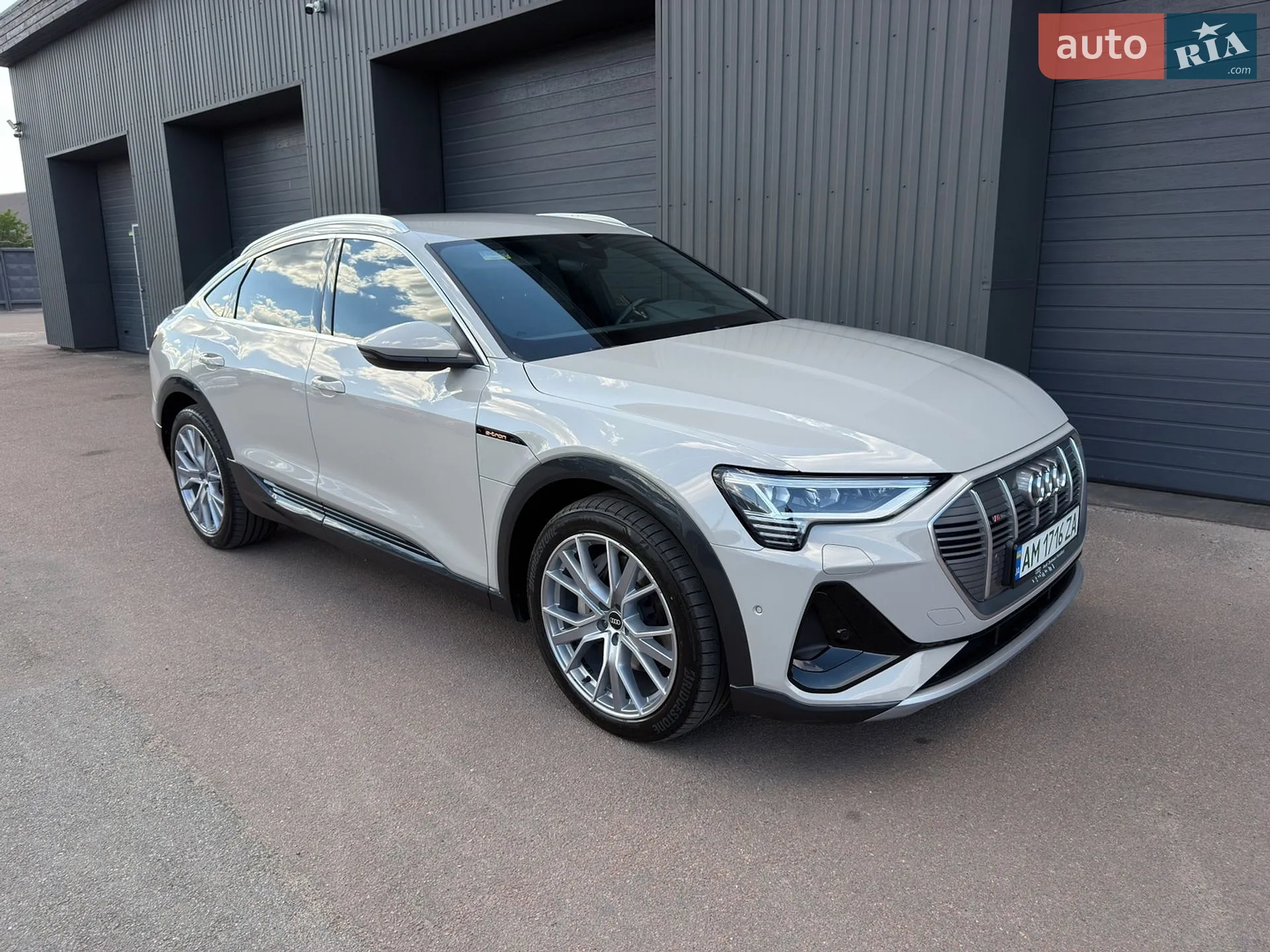 2021 Audi e-tron Sportback - мініатюра 2