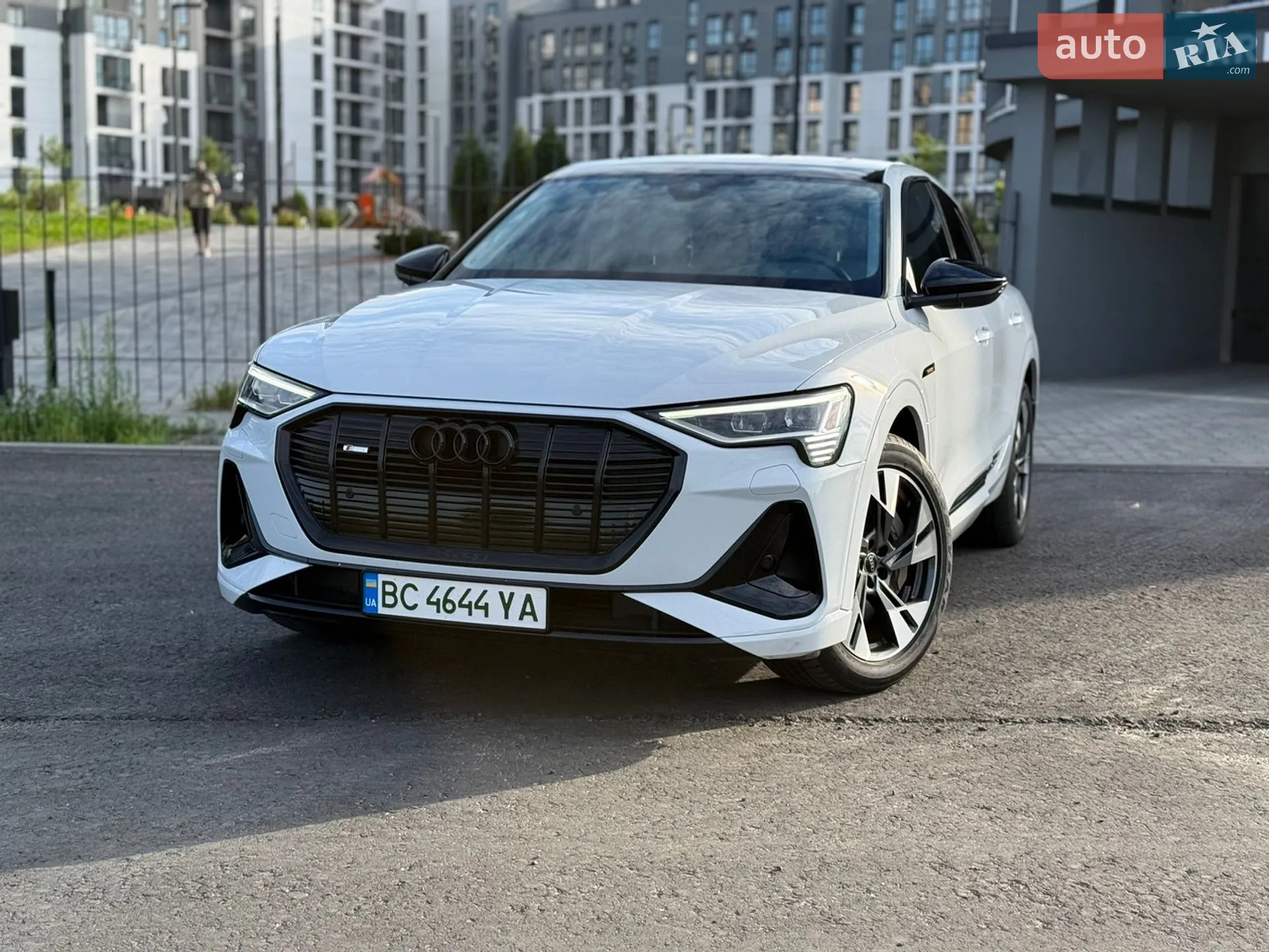 2021 Audi e-tron Sportback - мініатюра 16