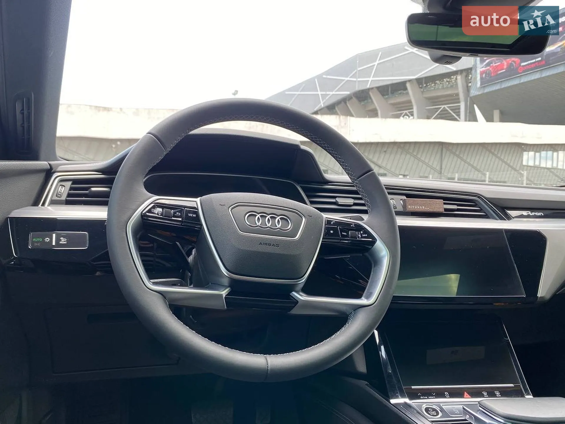 2020 Audi e-tron Sportback - мініатюра 18