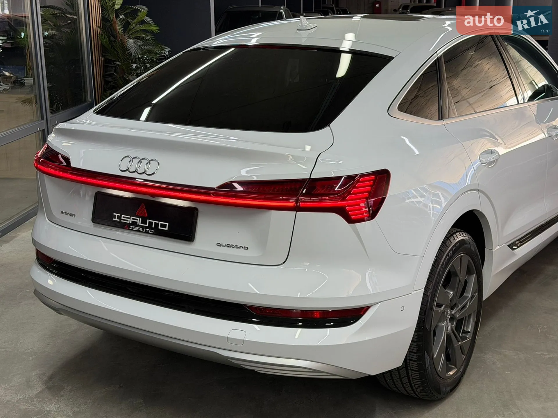 2020 Audi e-tron Sportback - мініатюра 16