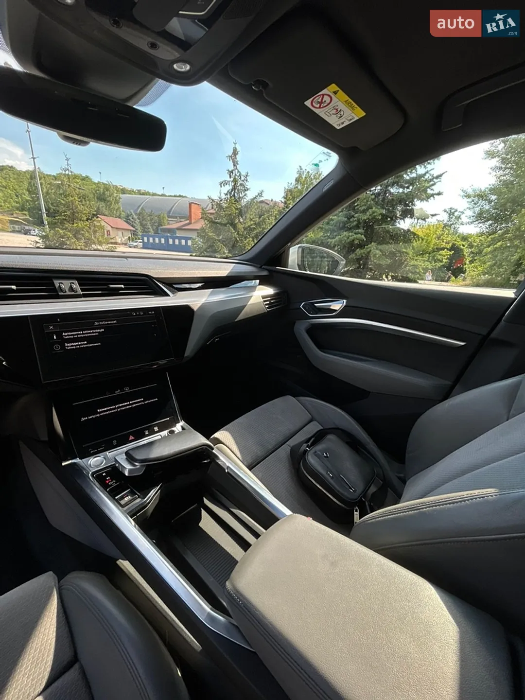 2020 Audi e-tron Sportback - мініатюра 14