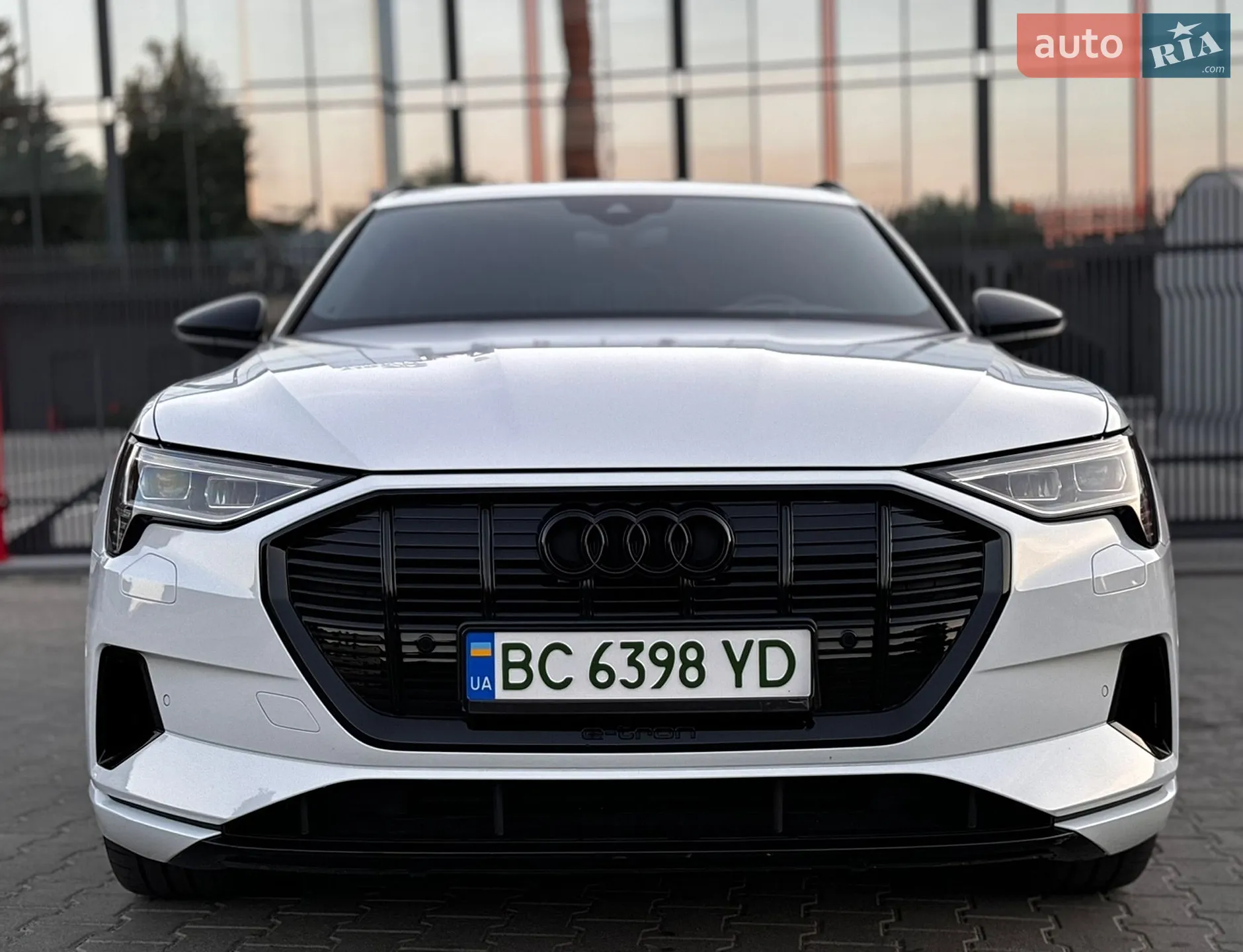 2022 Audi e-tron Sportback - мініатюра 2