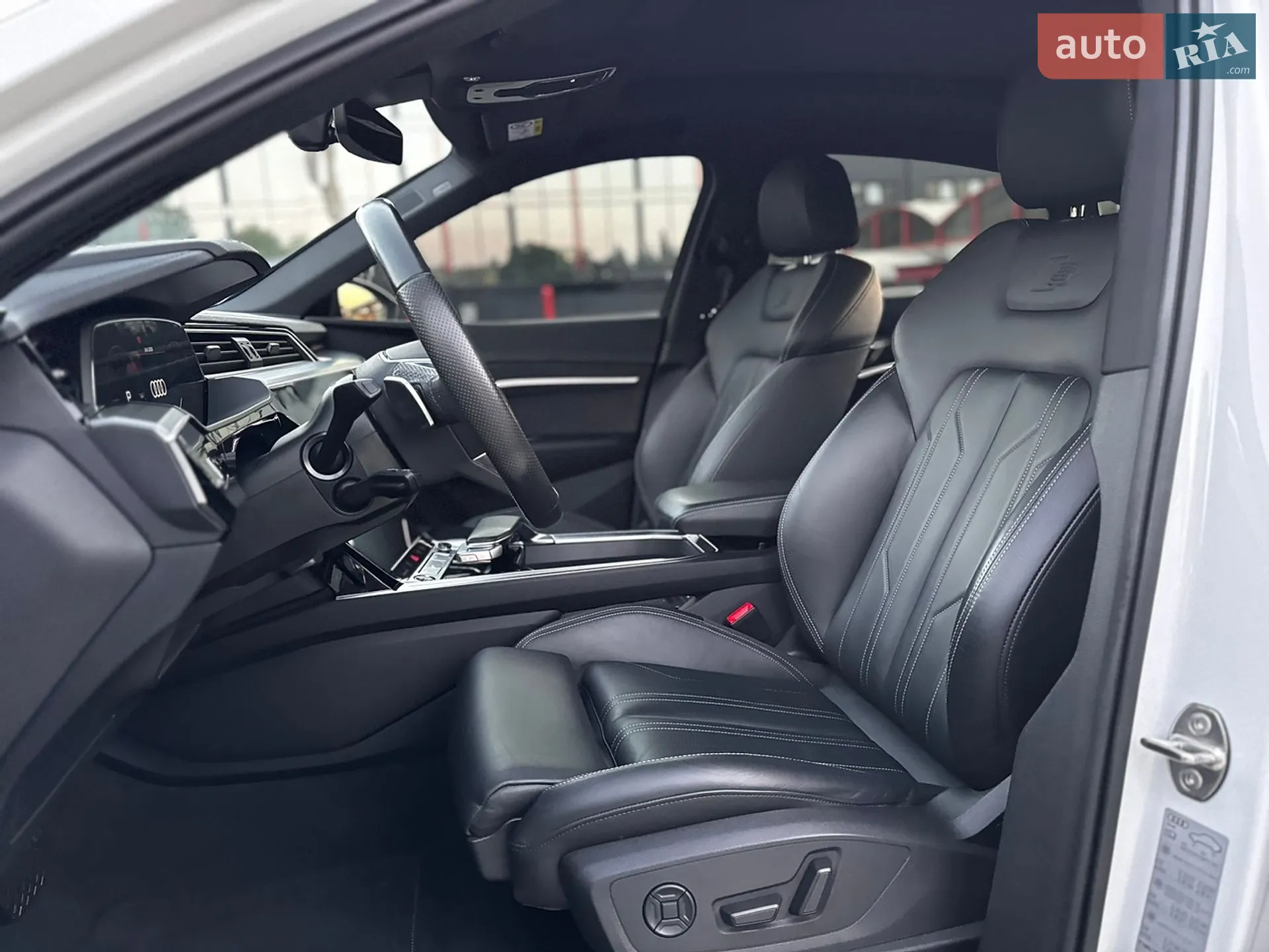 2022 Audi e-tron Sportback - мініатюра 42