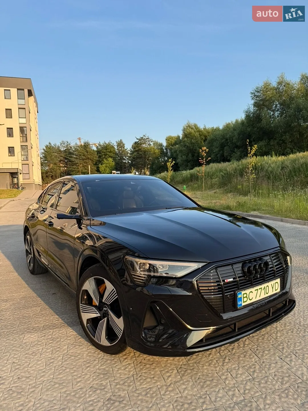 2020 Audi e-tron Sportback - мініатюра 4