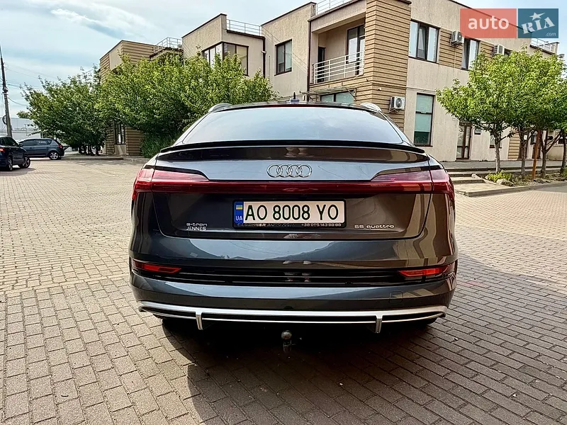 Audi e-tron Sportback 2021 VIN WAUZZZGE6MB040772 фото оголошення 7 з 60