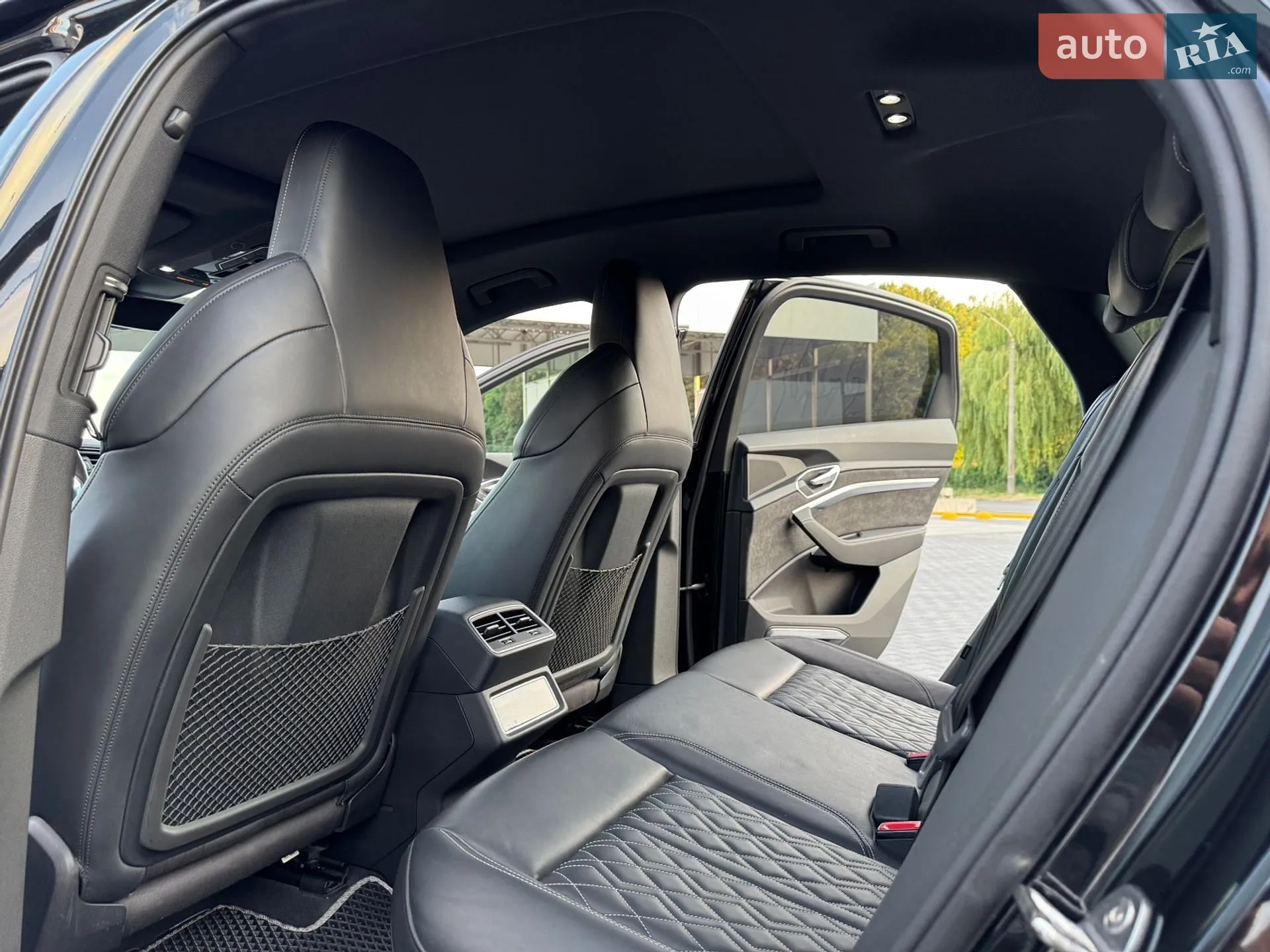 2020 Audi e-tron Sportback - мініатюра 45