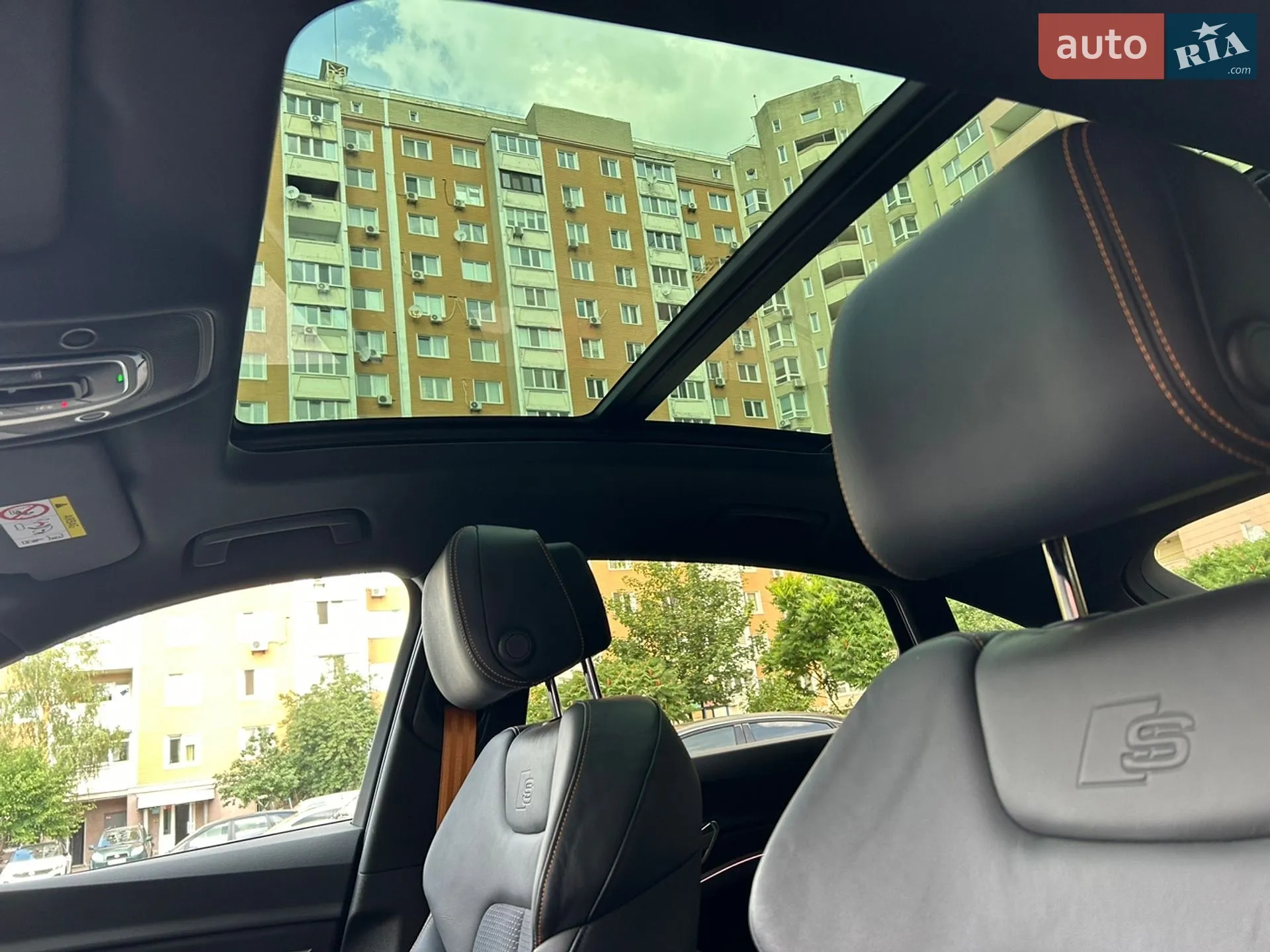 2022 Audi e-tron Sportback - мініатюра 23