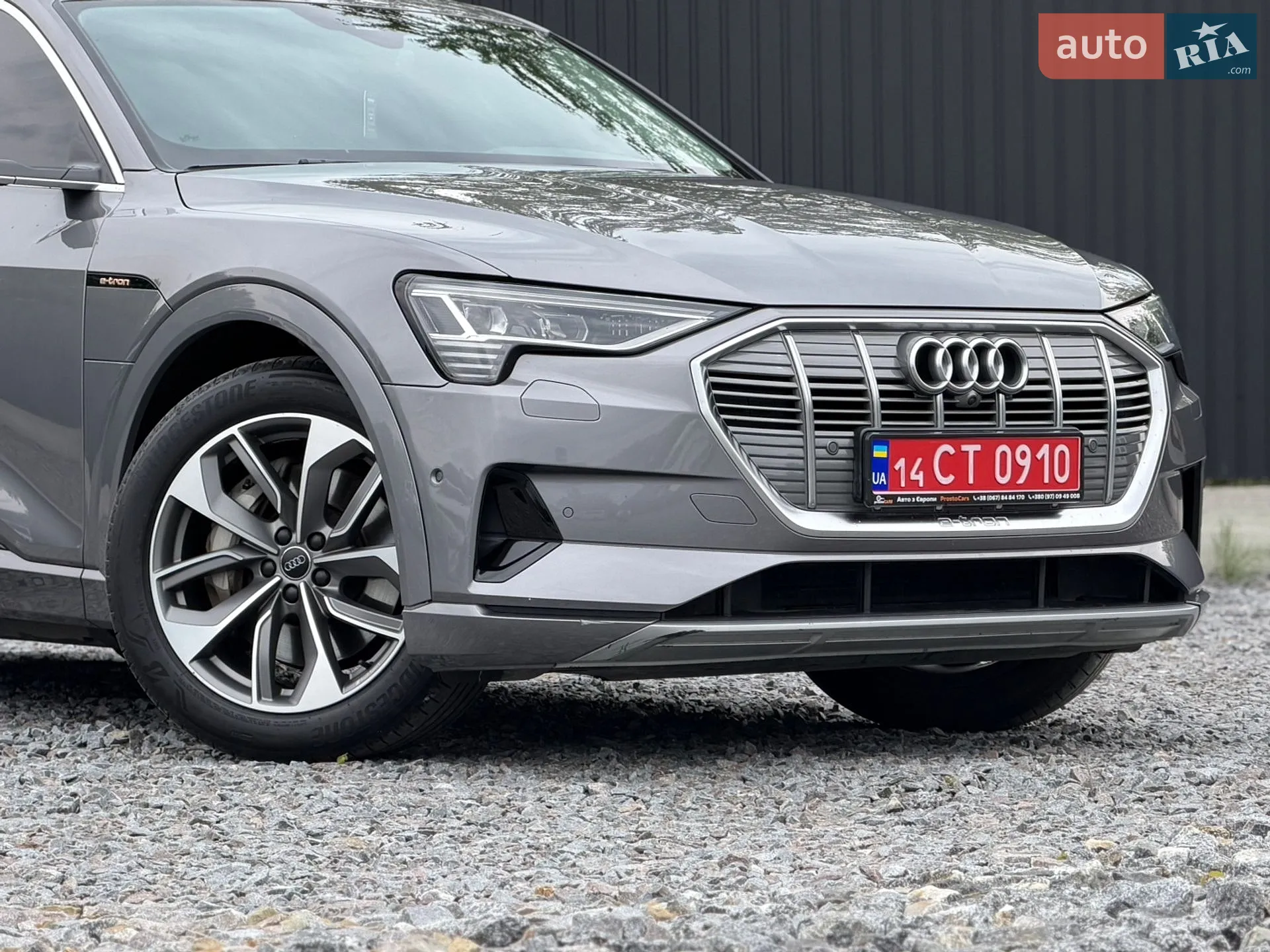 2020 Audi e-tron Sportback - мініатюра 3