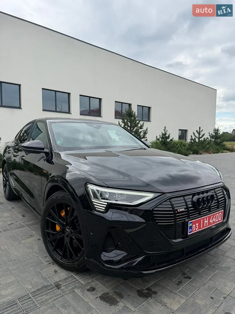 2022 Audi e-tron Sportback - мініатюра 2