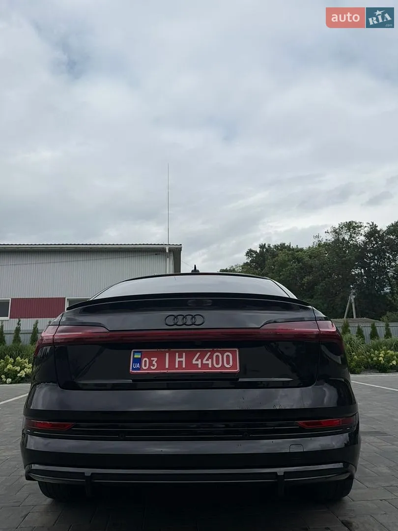 2022 Audi e-tron Sportback - мініатюра 14