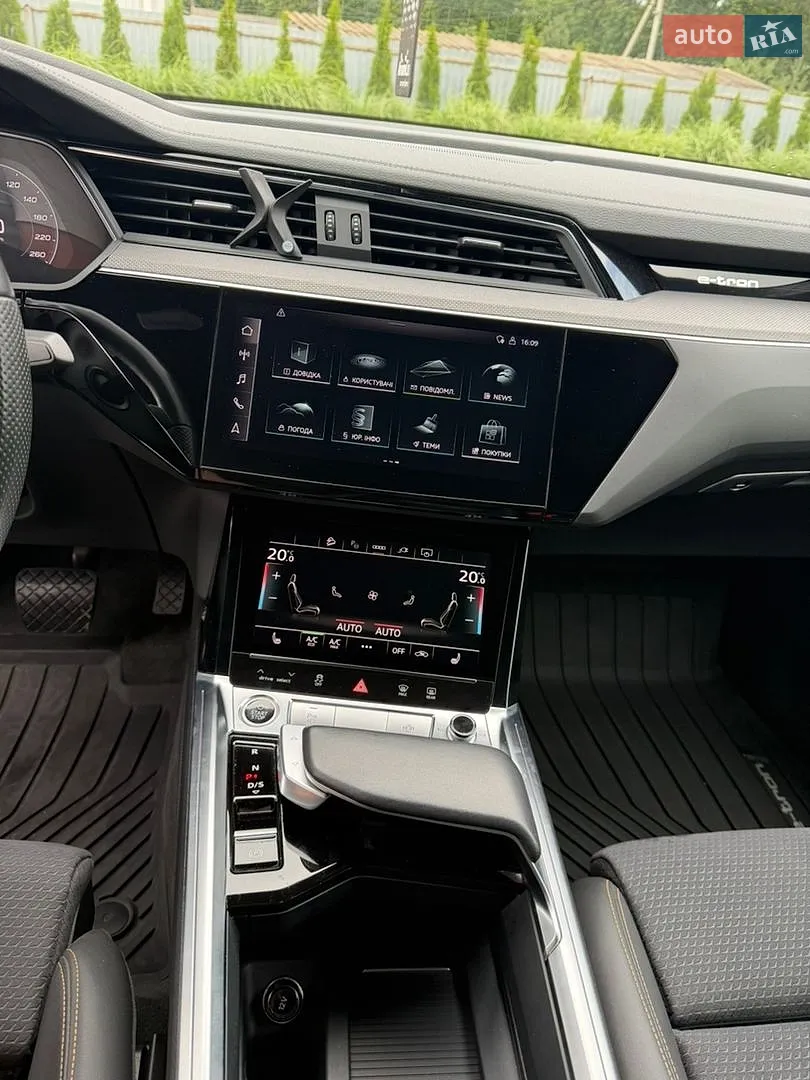 2022 Audi e-tron Sportback - мініатюра 21