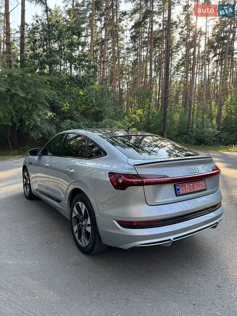 2021 Audi e-tron Sportback - мініатюра 4