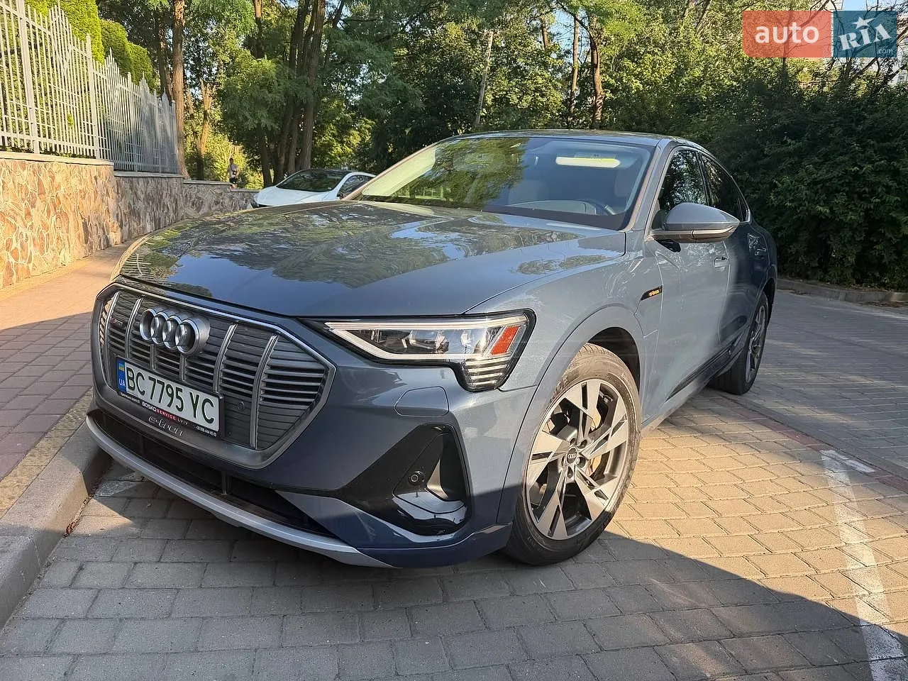 2022 Audi e-tron Sportback - мініатюра 35