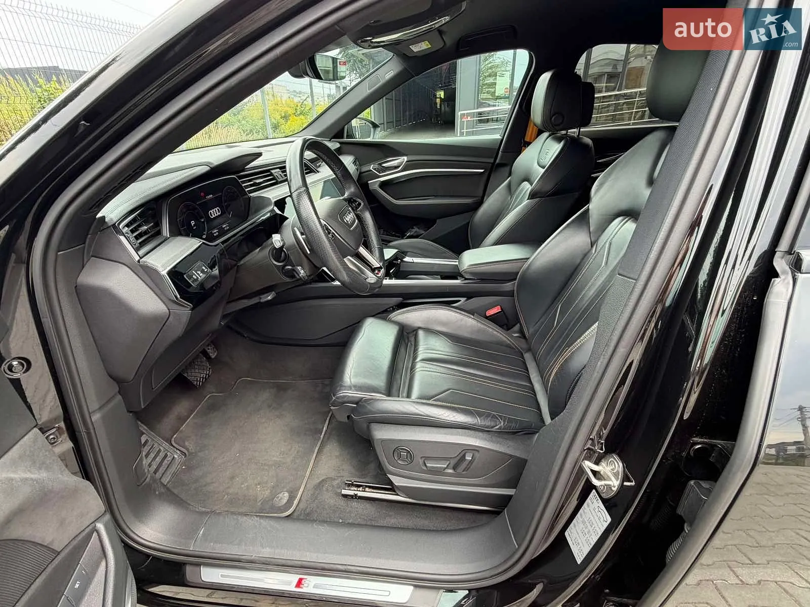 2022 Audi e-tron Sportback - мініатюра 10