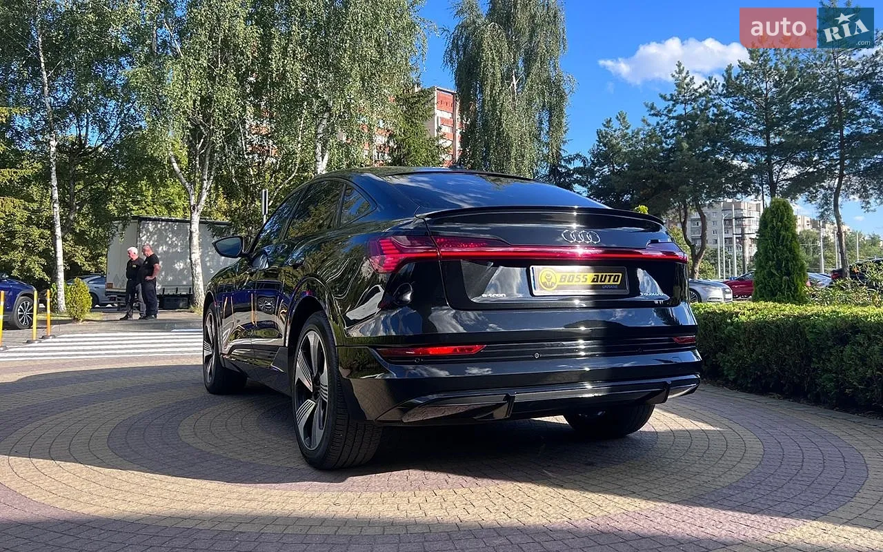2020 Audi e-tron Sportback - мініатюра 5