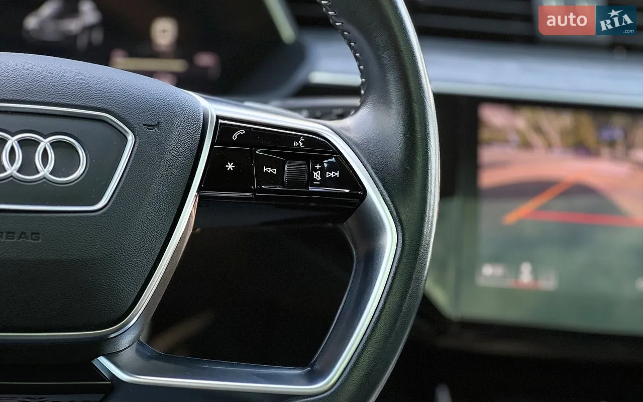 2020 Audi e-tron Sportback - мініатюра 13