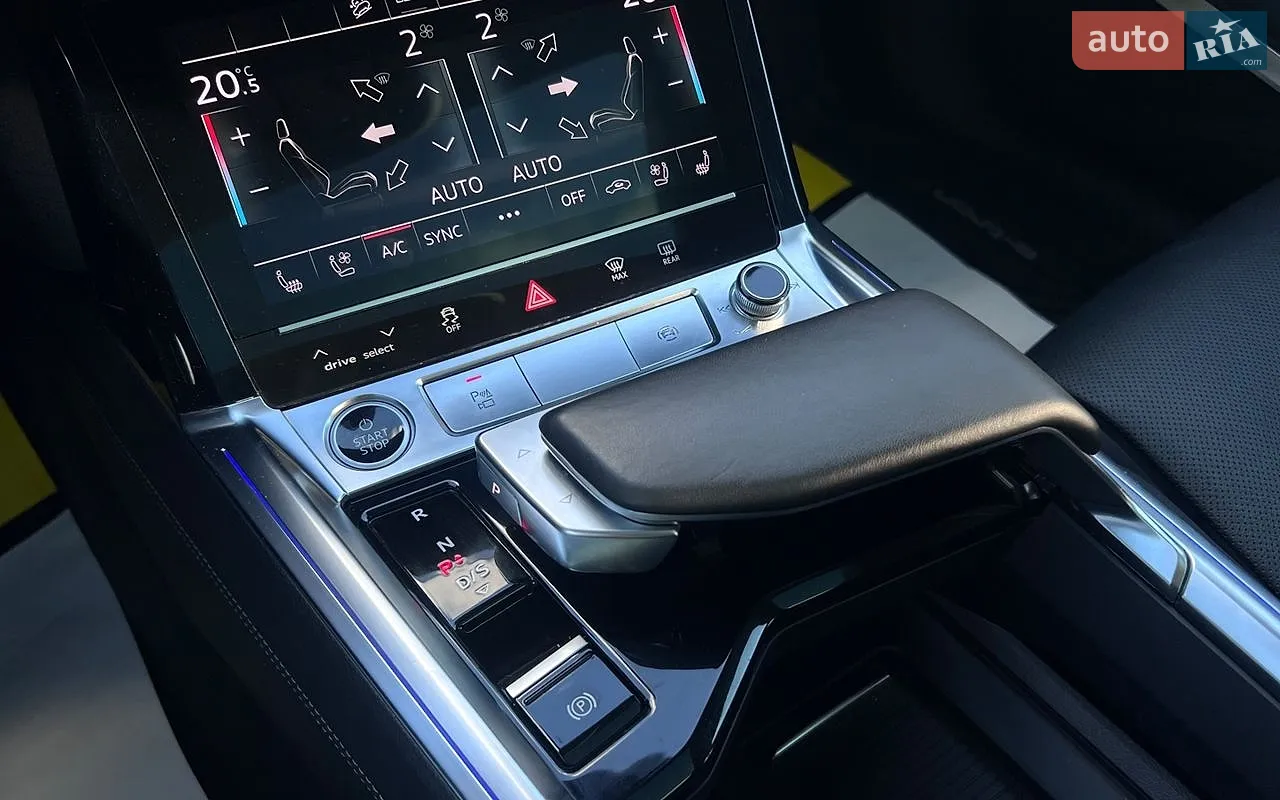 2020 Audi e-tron Sportback - мініатюра 19