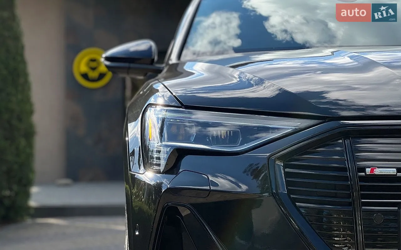 2020 Audi e-tron Sportback - мініатюра 24