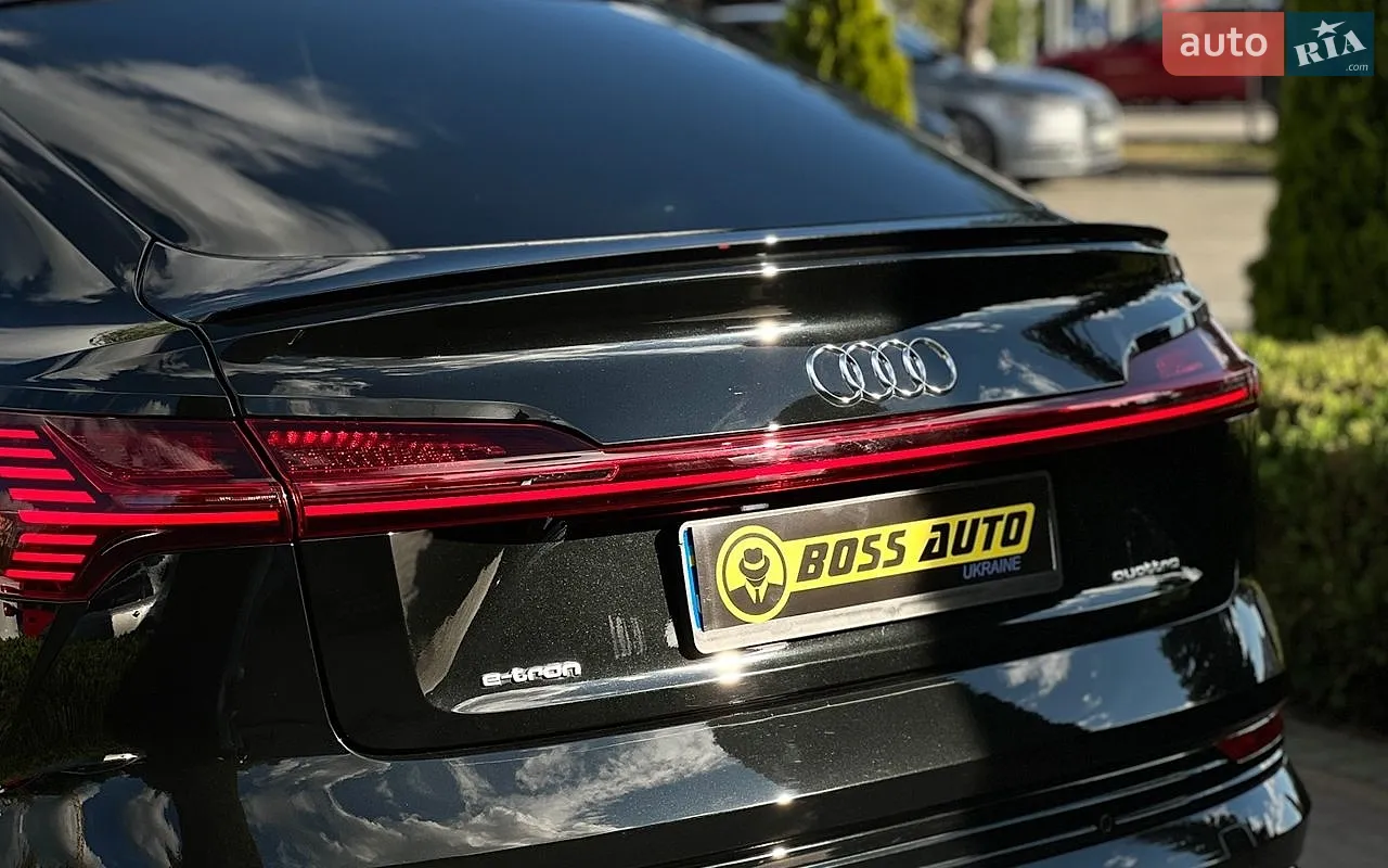 2020 Audi e-tron Sportback - мініатюра 27