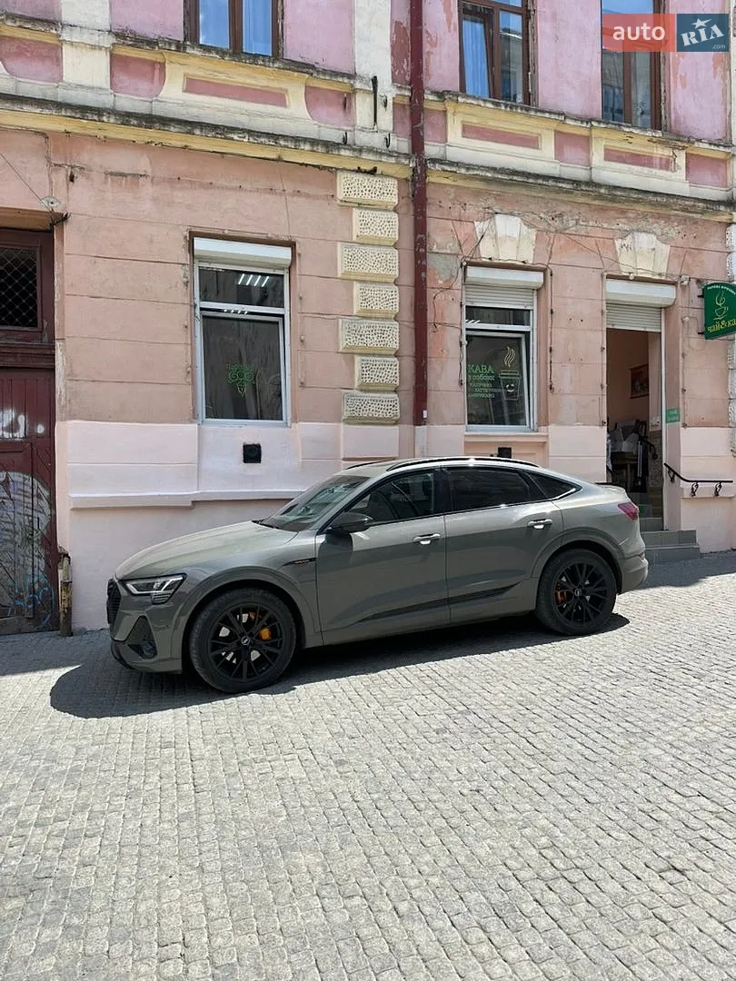 2022 Audi e-tron Sportback - мініатюра 17