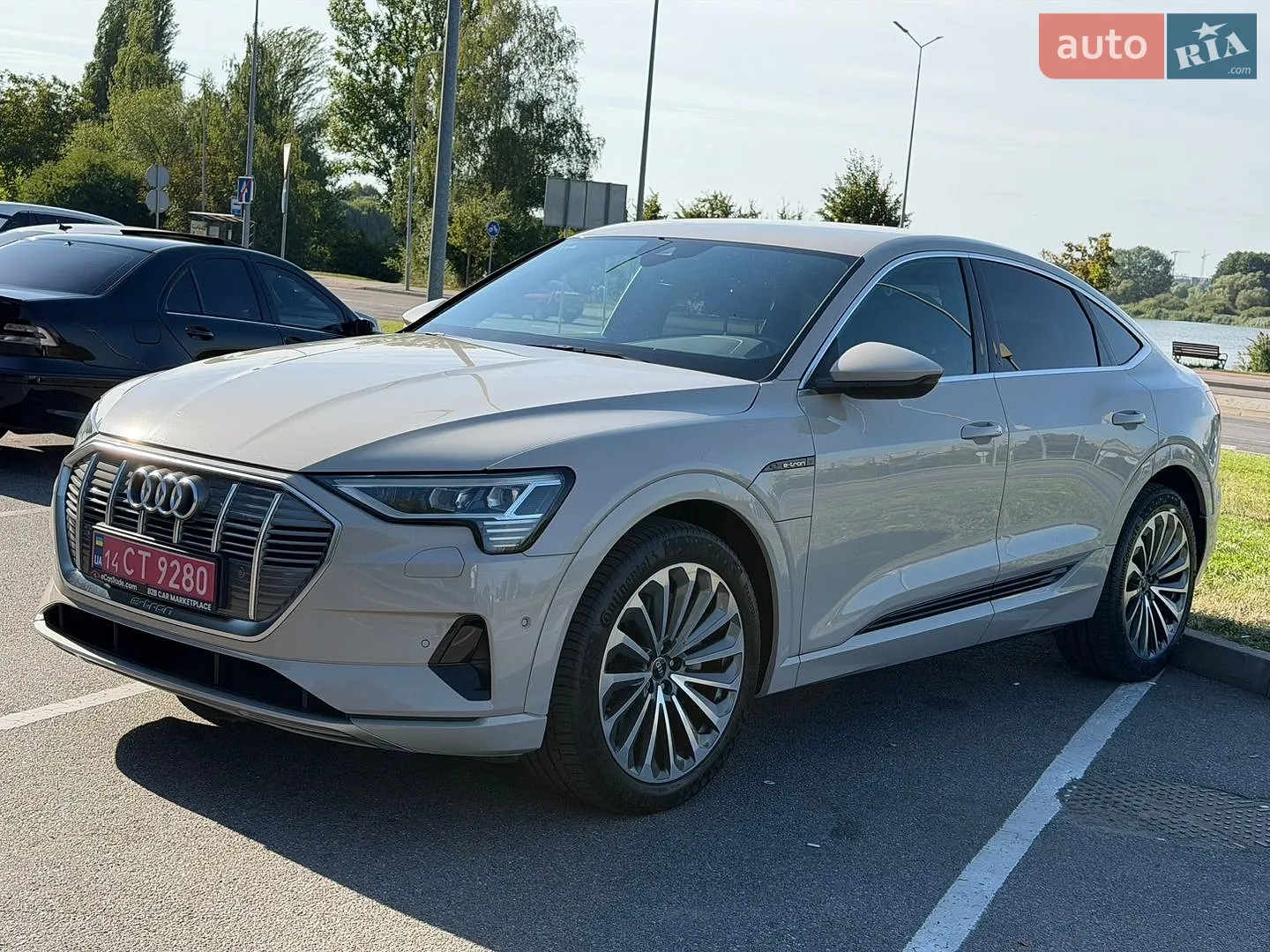 2020 Audi e-tron Sportback - мініатюра 3