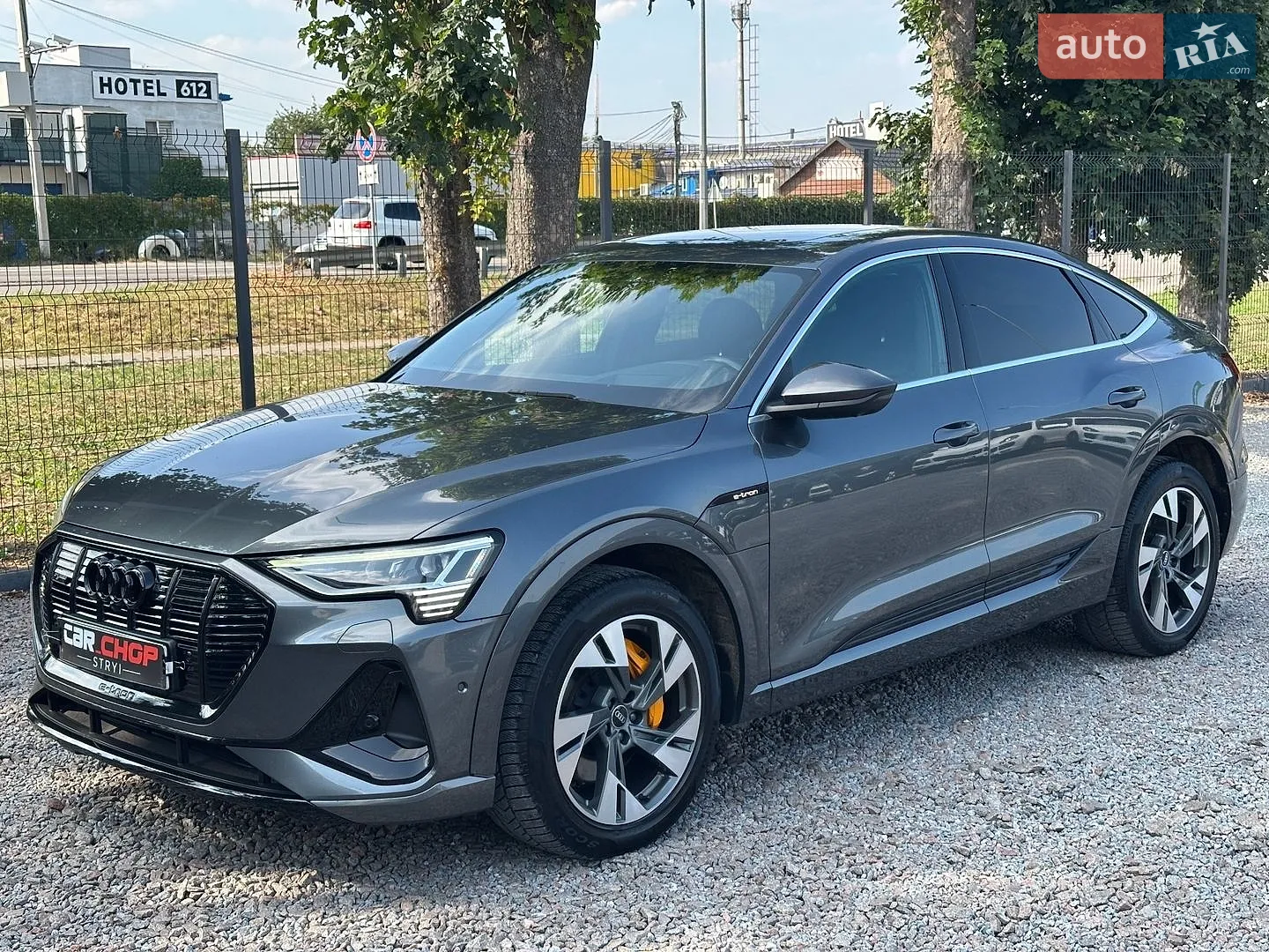 2020 Audi e-tron Sportback - мініатюра 8