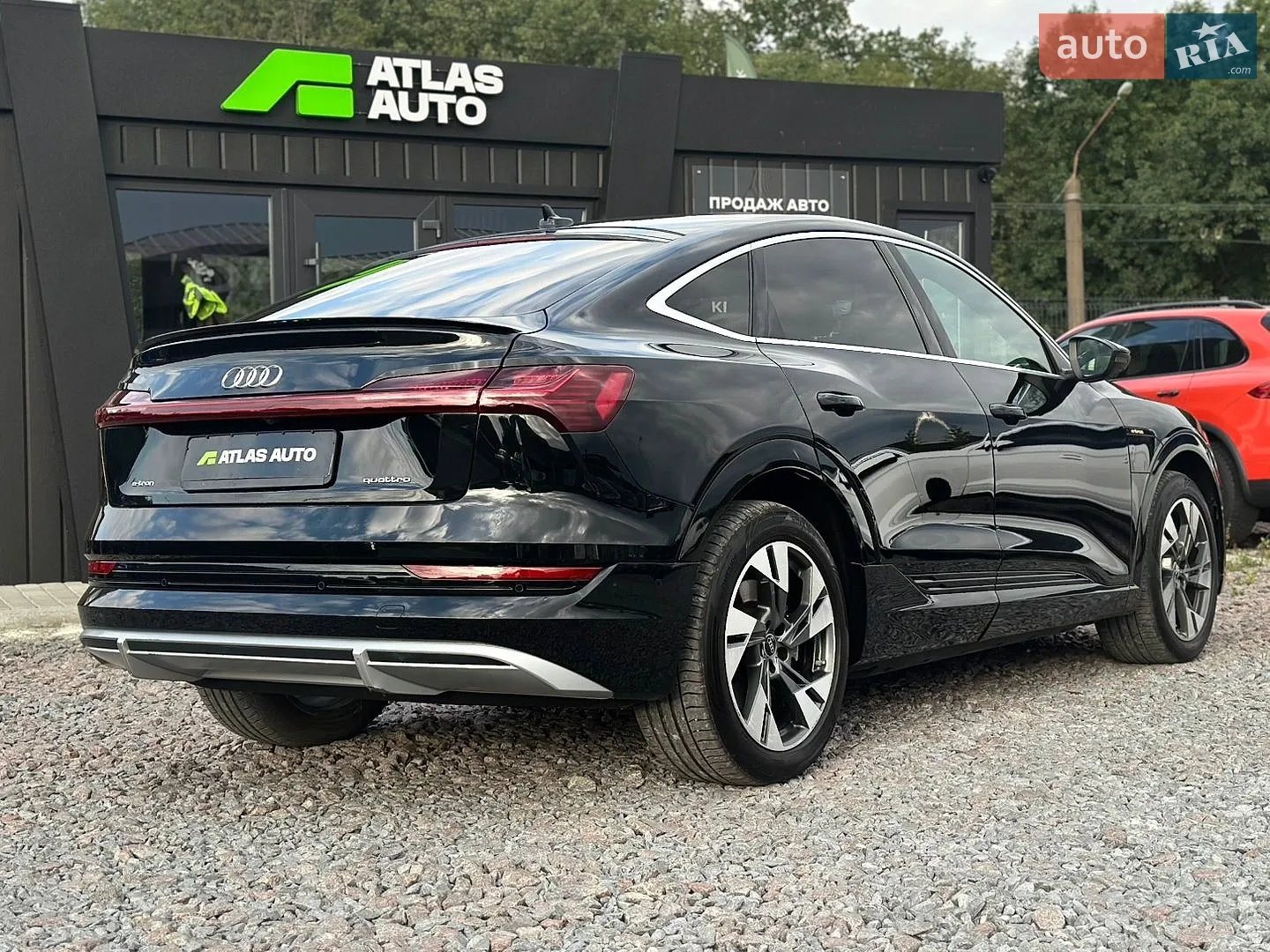 2022 Audi e-tron Sportback - мініатюра 4