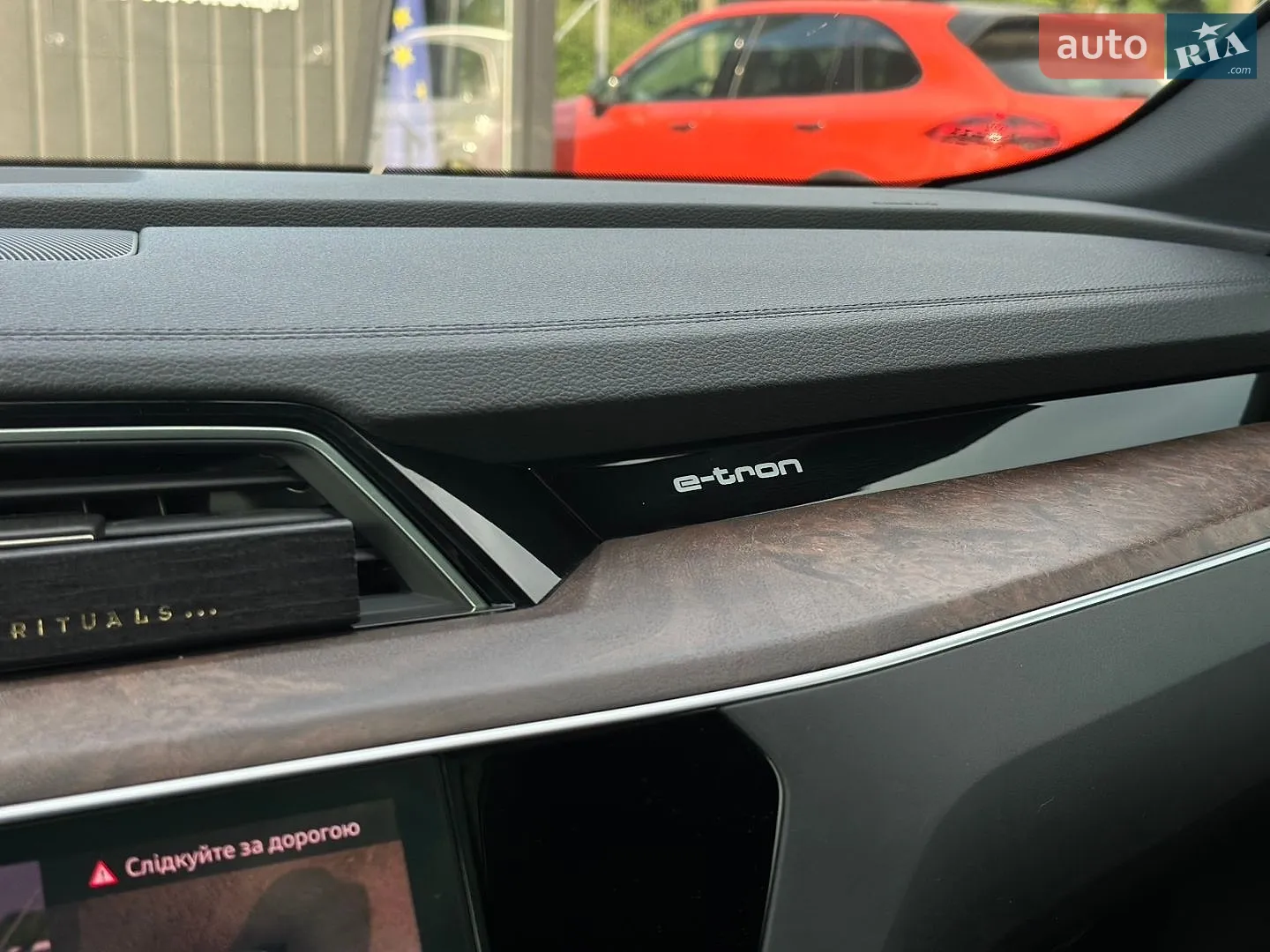 2022 Audi e-tron Sportback - мініатюра 31