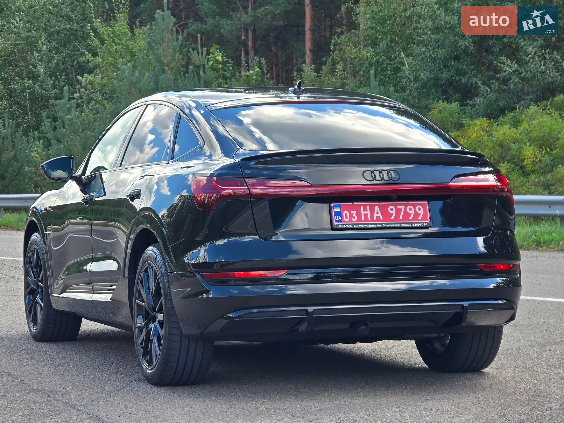 2022 Audi e-tron Sportback - мініатюра 7