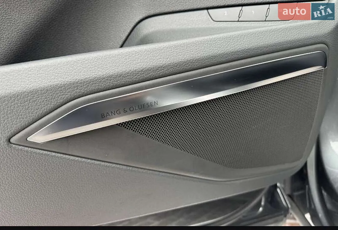 2020 Audi e-tron Sportback - мініатюра 24