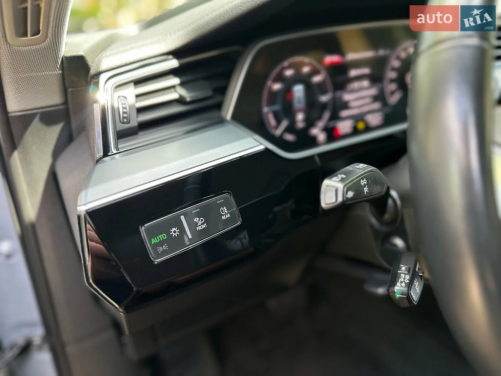 2021 Audi e-tron Sportback - мініатюра 38