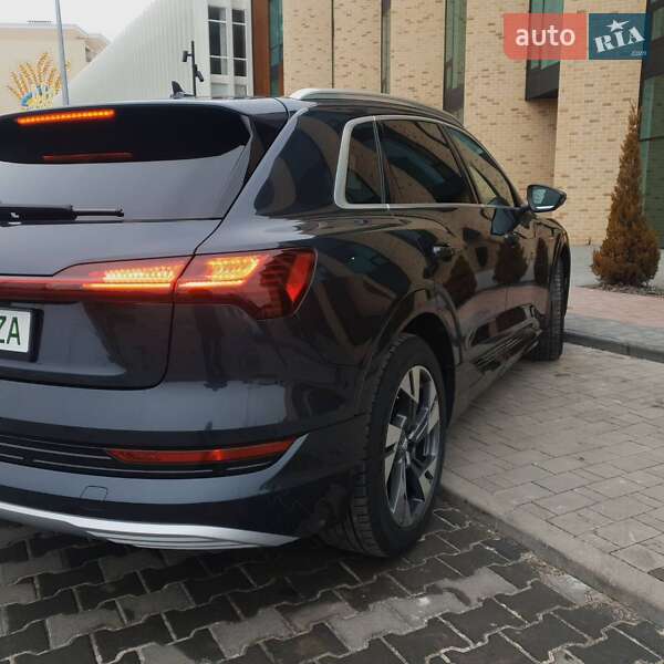 Внедорожник / Кроссовер Audi e-tron 2019 в Хмельницком