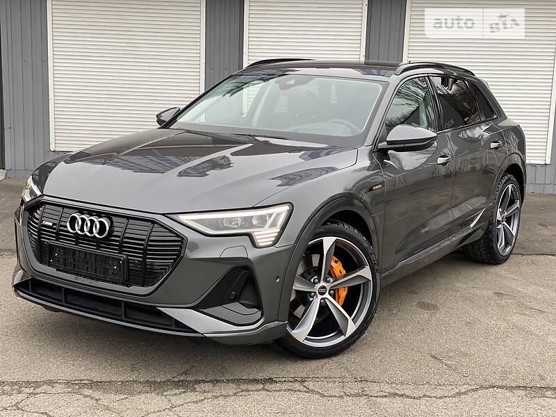 Позашляховик / Кросовер Audi e-tron 2022 в Києві