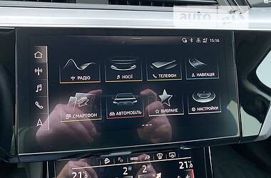 Позашляховик / Кросовер Audi e-tron 2022 в Києві