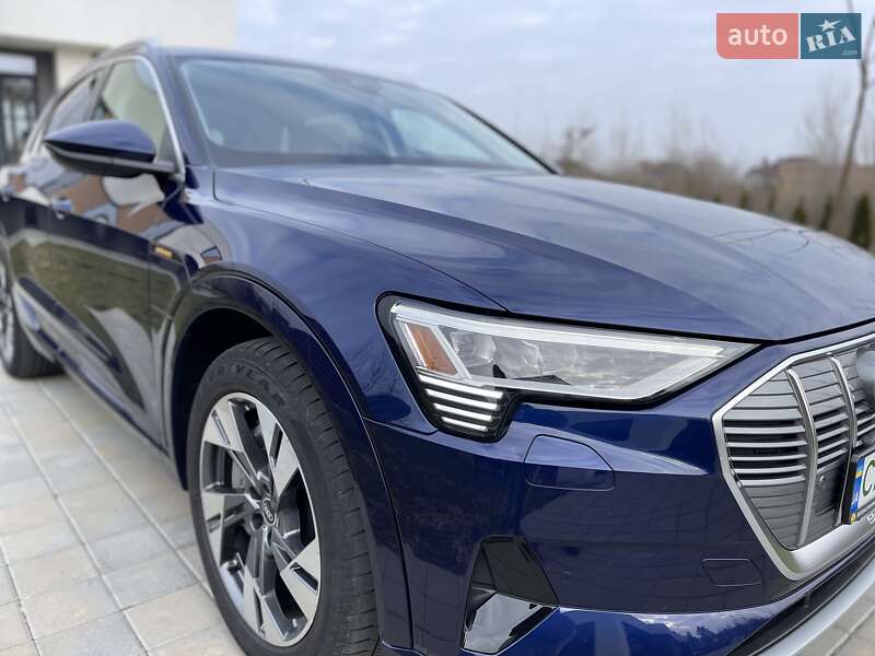 Позашляховик / Кросовер Audi e-tron 2020 в Черкасах фото 14 Позашляховик / Кросовер Audi e-tron 2020 в Черкасах