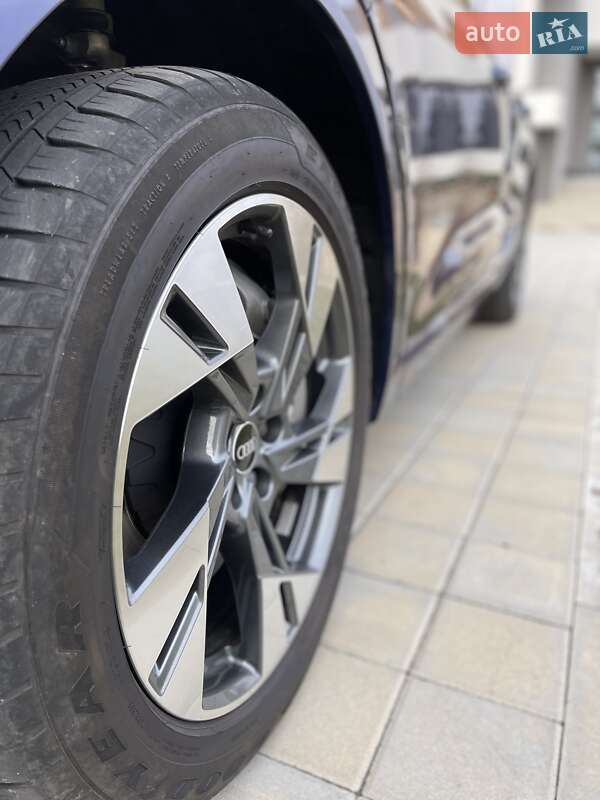 Позашляховик / Кросовер Audi e-tron 2020 в Черкасах фото 18 Позашляховик / Кросовер Audi e-tron 2020 в Черкасах