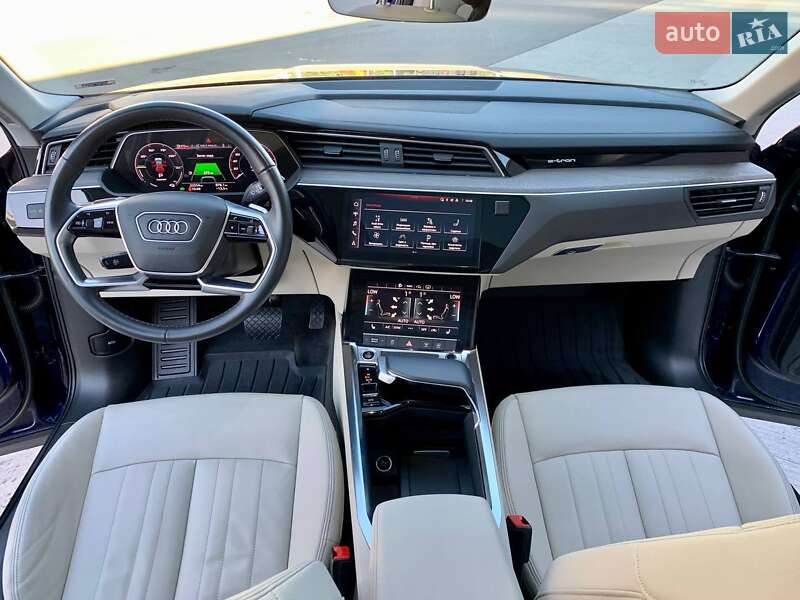 Позашляховик / Кросовер Audi e-tron 2020 в Черкасах фото 21 Позашляховик / Кросовер Audi e-tron 2020 в Черкасах