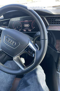 Позашляховик / Кросовер Audi e-tron 2020 в Львові