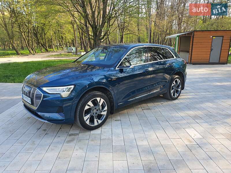 Внедорожник / Кроссовер Audi e-tron 2019 в Хмельницком