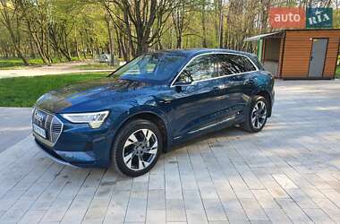 Внедорожник / Кроссовер Audi e-tron 2019 в 