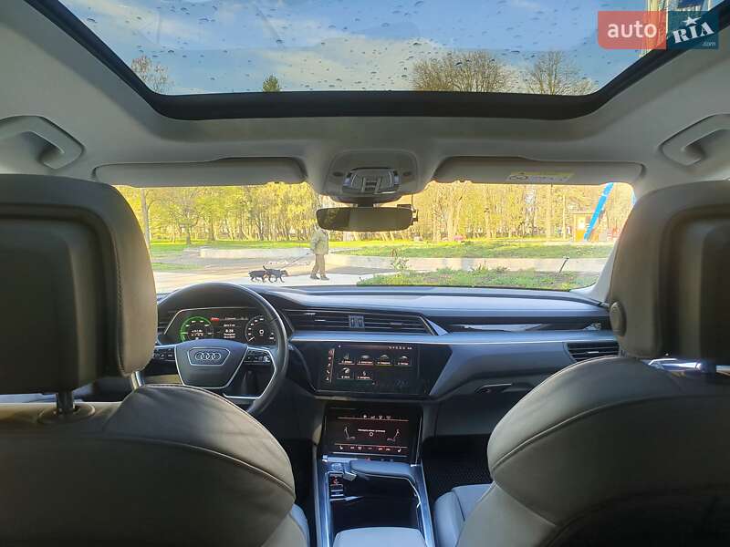 Внедорожник / Кроссовер Audi e-tron 2019 в Хмельницком