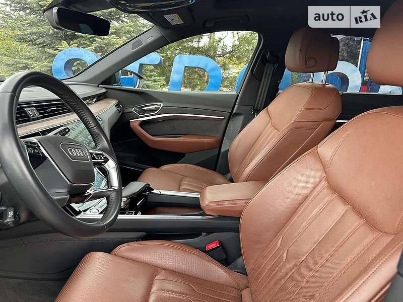 Внедорожник / Кроссовер Audi e-tron 2019 в Харькове