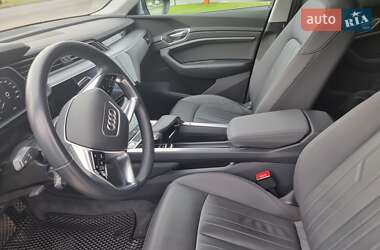 Внедорожник / Кроссовер Audi e-tron 2019 в 