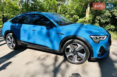 Внедорожник / Кроссовер Audi e-tron 2020 в 