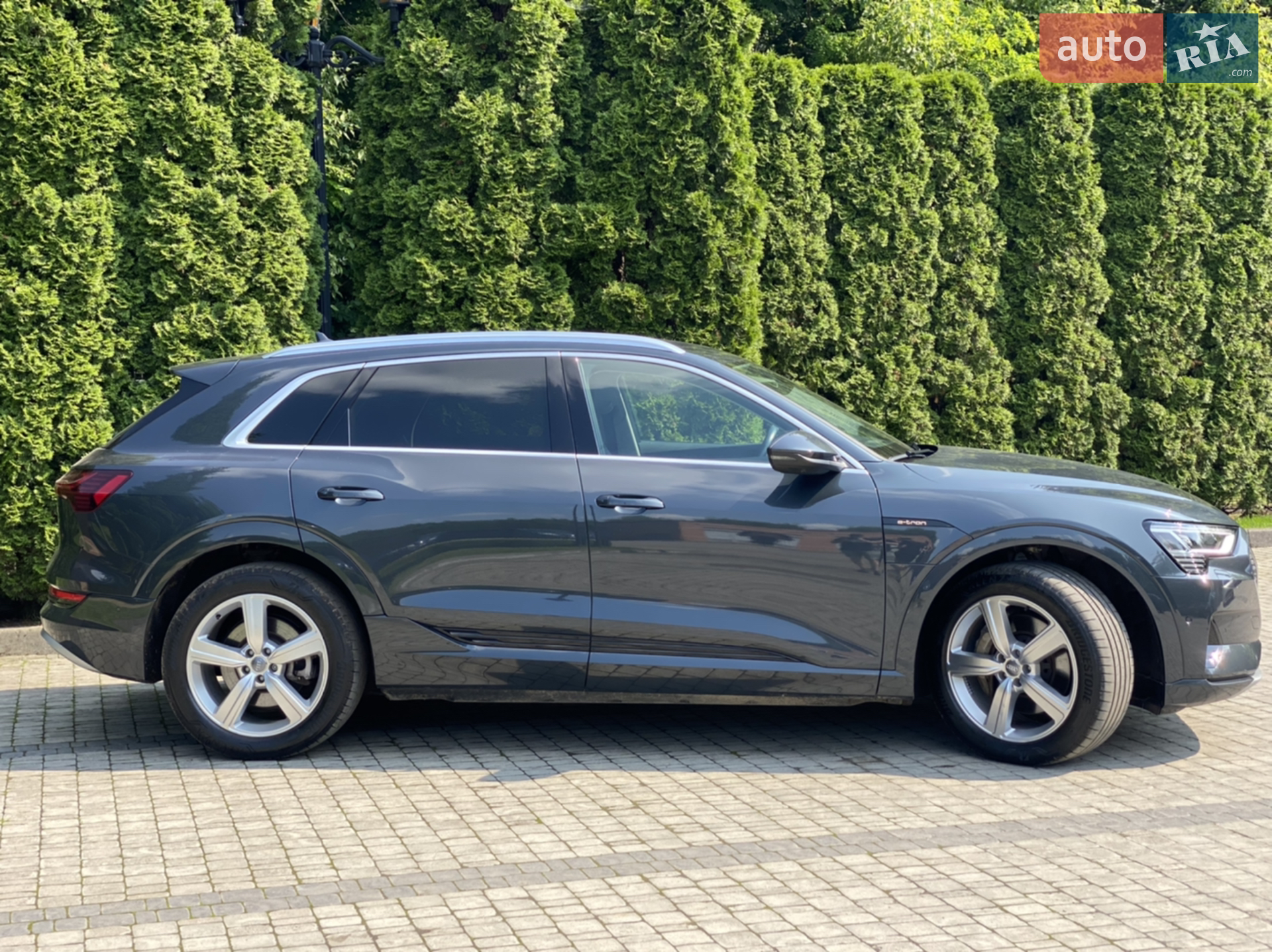 2019 Audi e-tron - мініатюра 4