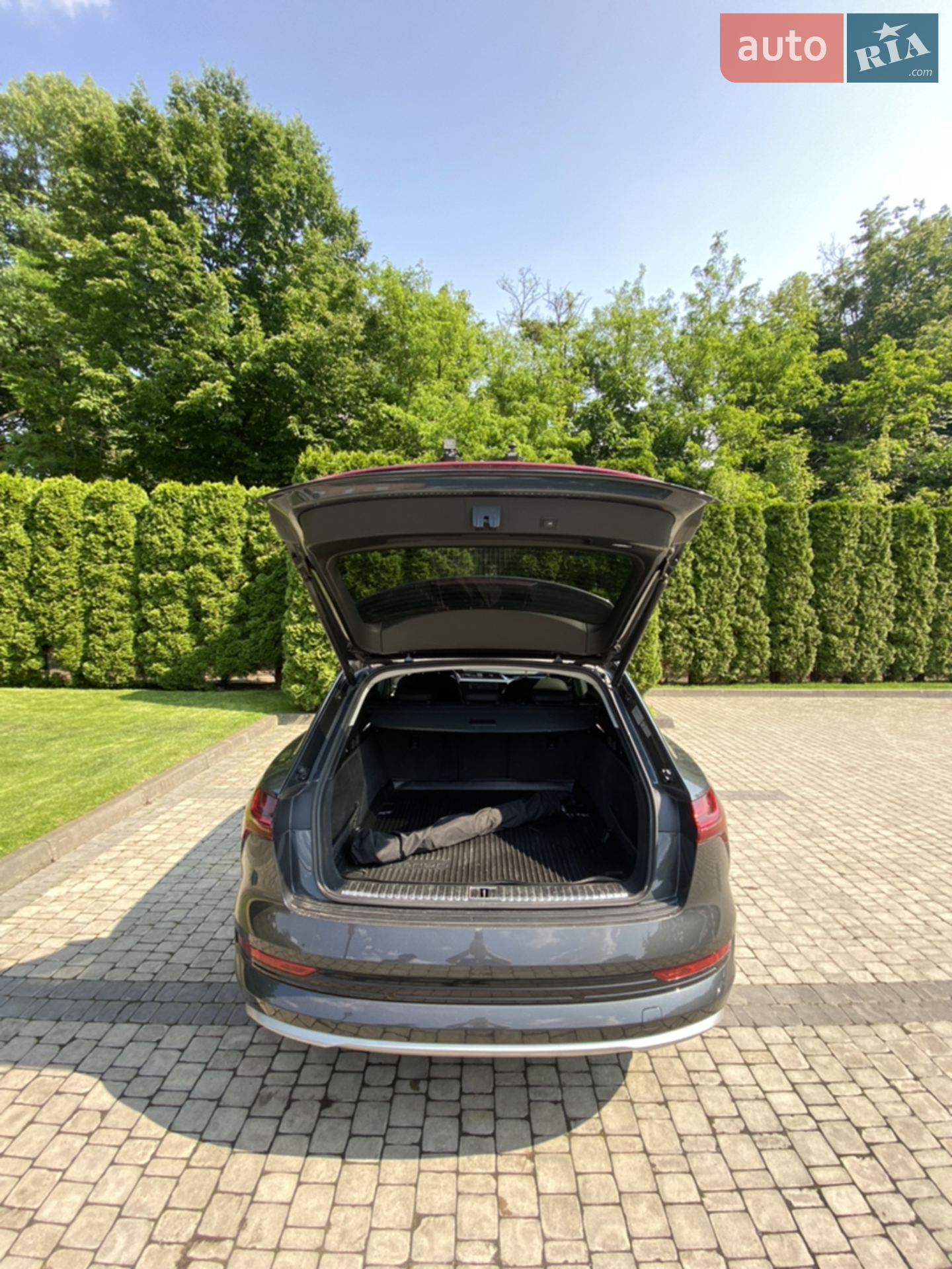 2019 Audi e-tron - мініатюра 25