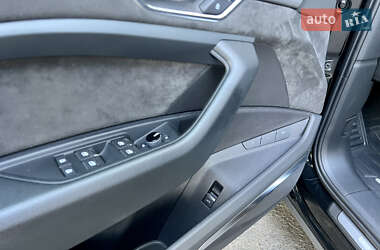 Позашляховик / Кросовер Audi e-tron 2020 в Вінниці