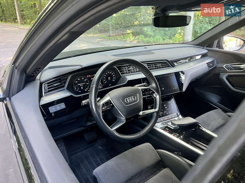 Внедорожник / Кроссовер Audi e-tron 2020 в Виннице