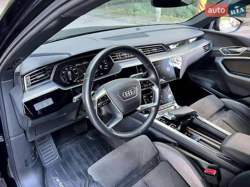 Внедорожник / Кроссовер Audi e-tron 2020 в Виннице