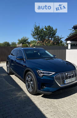 Внедорожник / Кроссовер Audi e-tron 2020 в Ужгороде